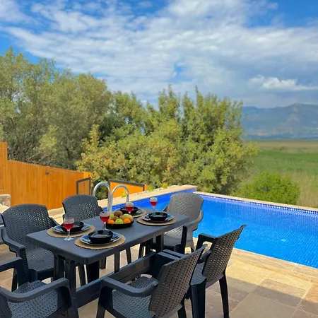 Villa Mios *