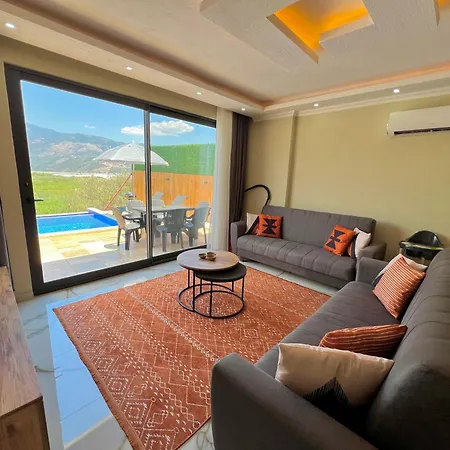 Mios Villa